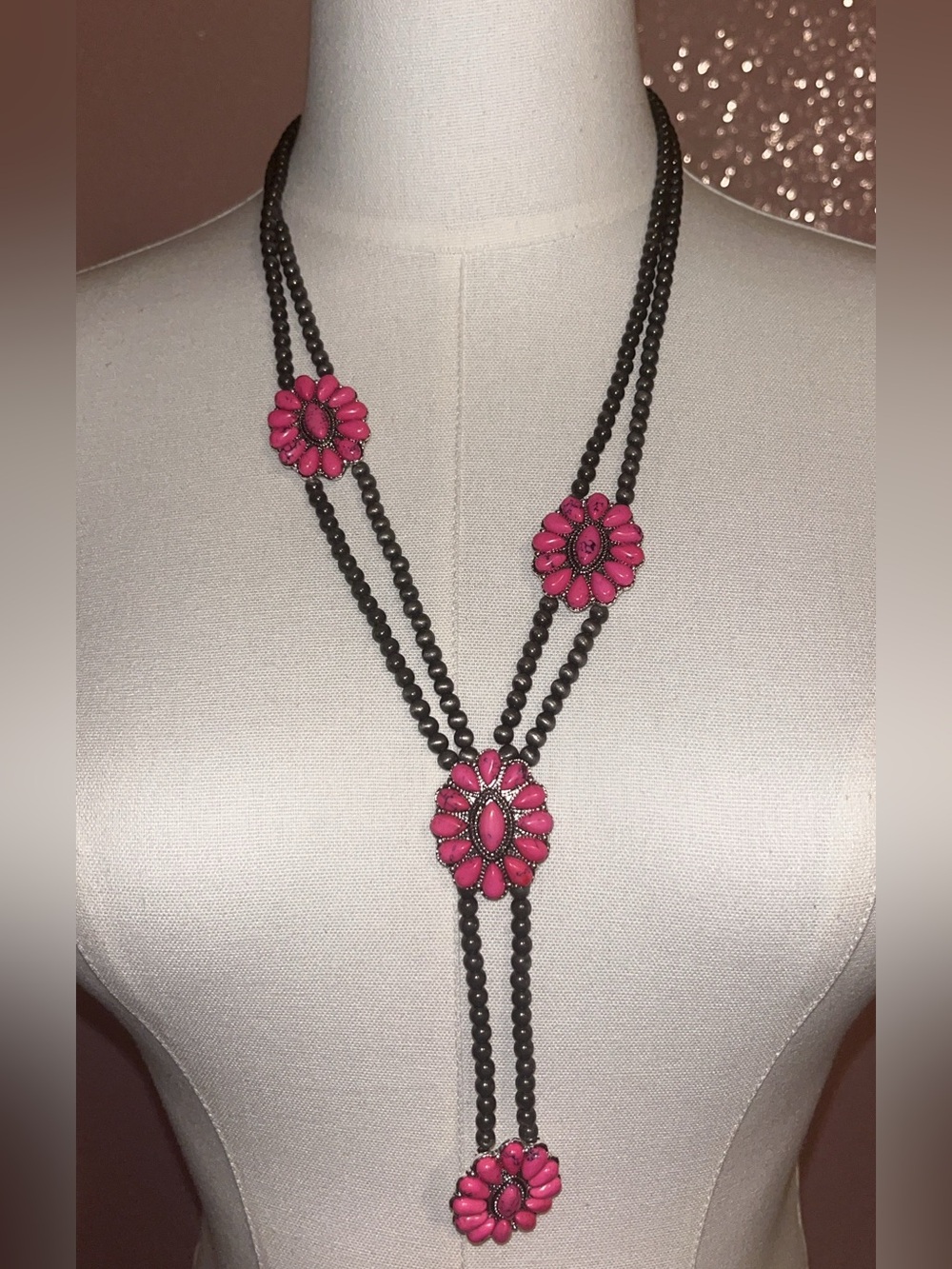 Pink Floral Beaded Long Necklace - Picture 3 of 4